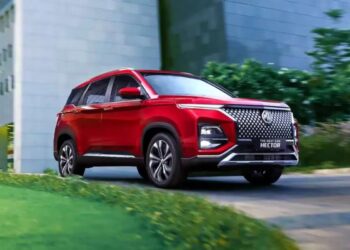 MG Hector 14.25 लाख में मिलें 70+ स्मार्ट फीचर्स और 14 इंच टचस्क्रीन वाली लक्ज़री SUV