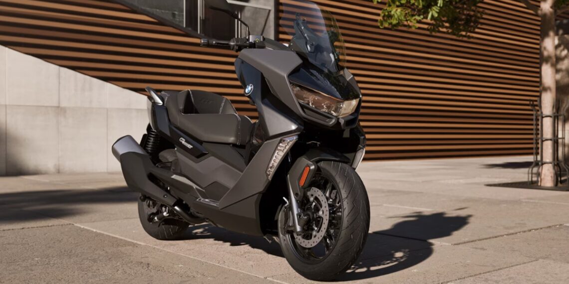 BMW C 400 GT 11.75 लाख में मिले ABS, कीलेस राइड और गोल्डन अलॉय व्हील वाला स्कूटर BMW C 400 GT 11.75 लाख में मिले ABS, कीलेस राइड और गोल्डन अलॉय व्हील वाला स्कूटर