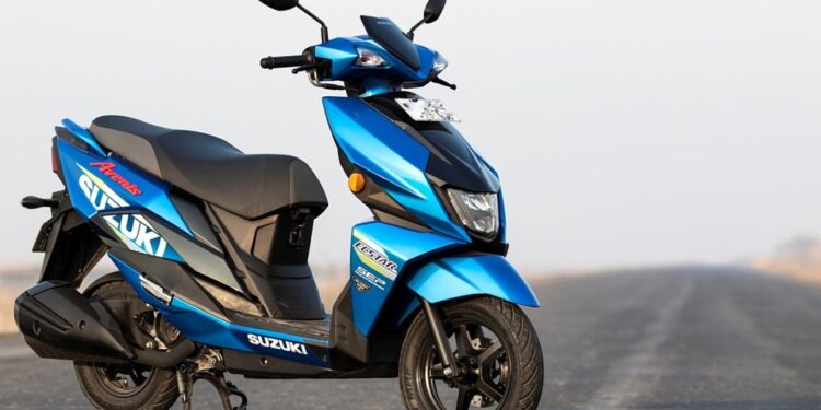 Suzuki Avenis 125 8.5bhp पावर, 10Nm टॉर्क और शानदार लुक के साथ 93,862 से शुरू Suzuki Avenis 125 8.5bhp पावर, 10Nm टॉर्क और शानदार लुक के साथ 93,862 से शुरू