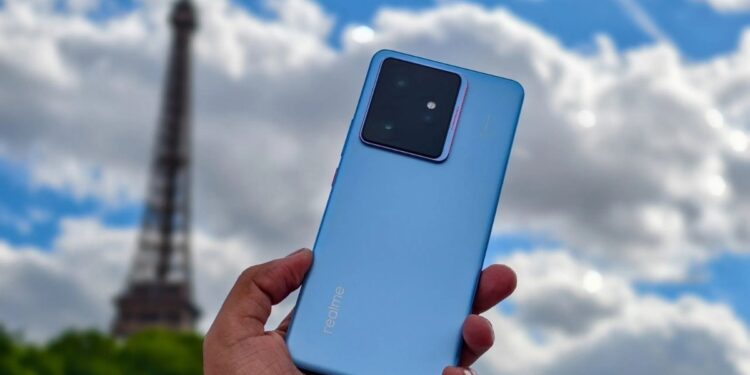 38,998 में 7000mAh बैटरी और 144Hz OLED डिस्प्ले का कमाल 38,998 में 7000mAh बैटरी और 144Hz OLED डिस्प्ले का कमाल