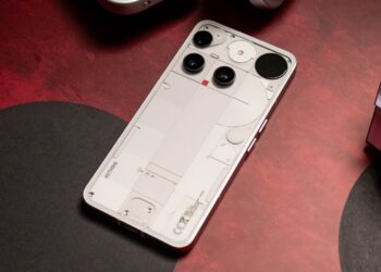 40,000 में यूनिक डिजाइन और 50MP ट्रिपल कैमरा वाला स्मार्टफोन