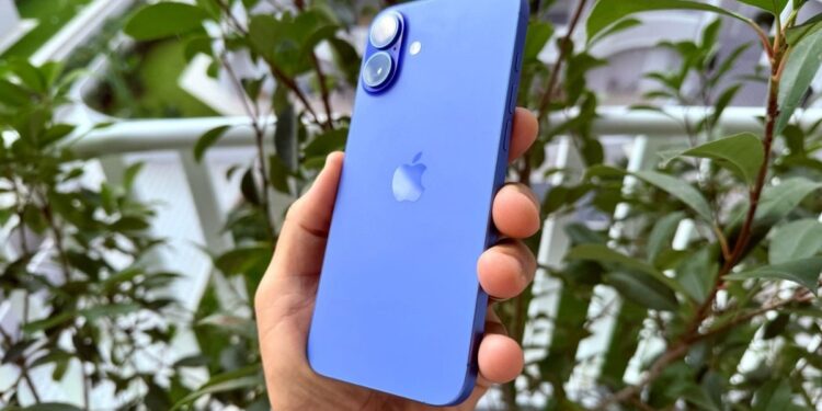 लॉन्च दमदार A18 चिप, 48MP कैमरा और 5G के साथ, कीमत 82,400 से शुरू