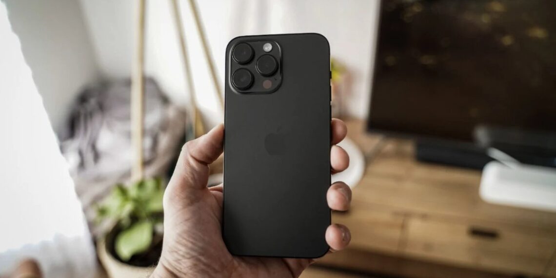 47,000 से शुरू होने वाला प्रीमियम स्मार्टफोन, दमदार फीचर्स और शानदार कैमरा के साथ